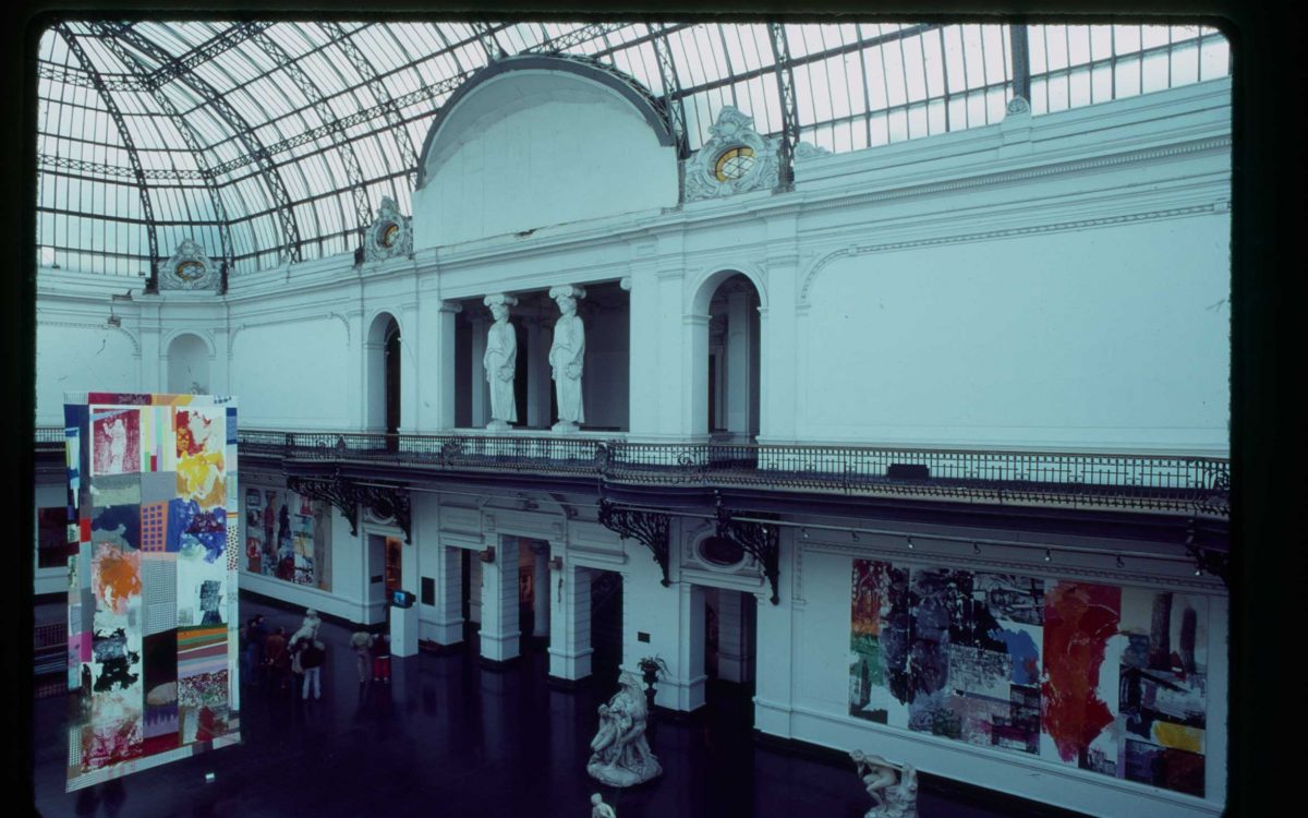 Conversatorio en torno a libro: «Tu pregunta es mi respuesta, ROCI: derivaciones de la visita de Robert Rauschenberg en Chile»